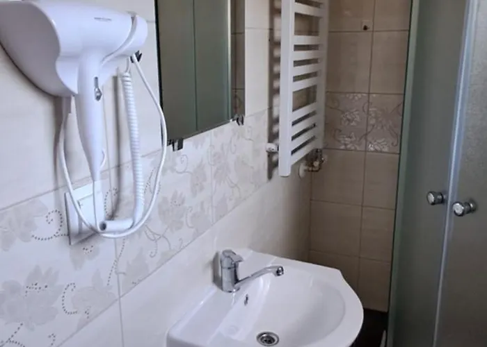 U Koszarka זקופאנה